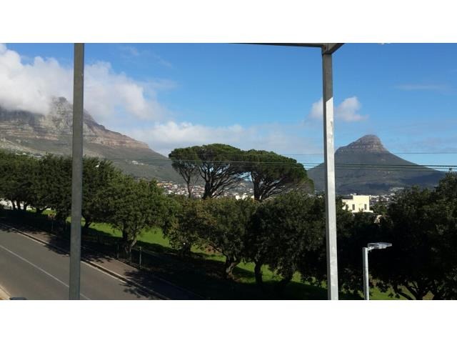 To Let 3 Bedroom Property for Rent in Devils Peak Western Cape